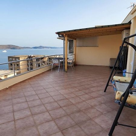 Glen'S Rooftop Sarandë Eksteriør billede