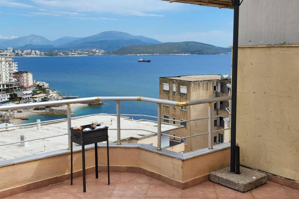 Glen'S Rooftop Sarandë Eksteriør billede