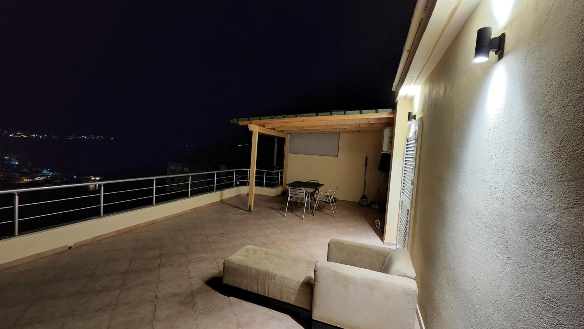 Glen'S Rooftop Sarandë Eksteriør billede