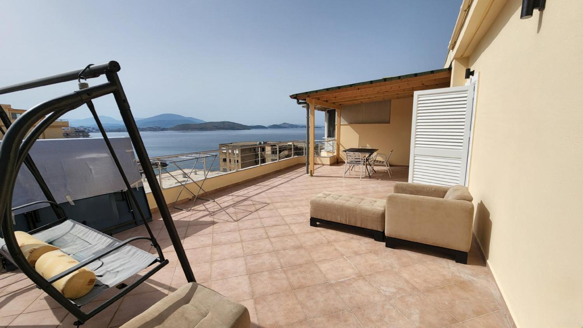 Glen'S Rooftop Sarandë Eksteriør billede